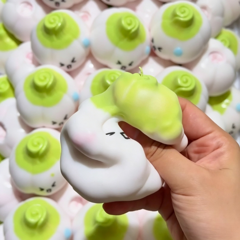 Cute Emoji Garlic ﻿Squishy Str - огляд і ціна Novelty Gifts